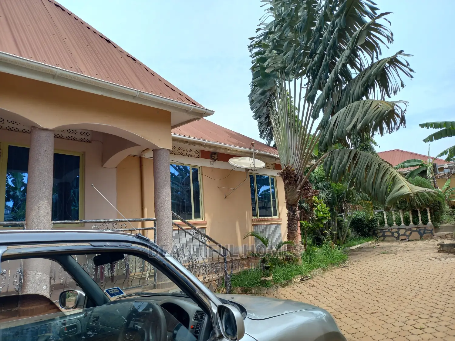 Furnished 4bdrm House in Kira for Sale in Kira