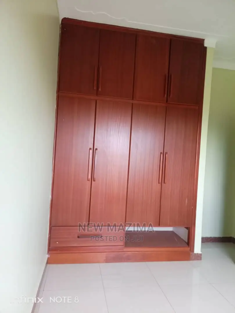 3bdrm Block of Flats in Makindye Heights, Division a for Rent in Division A