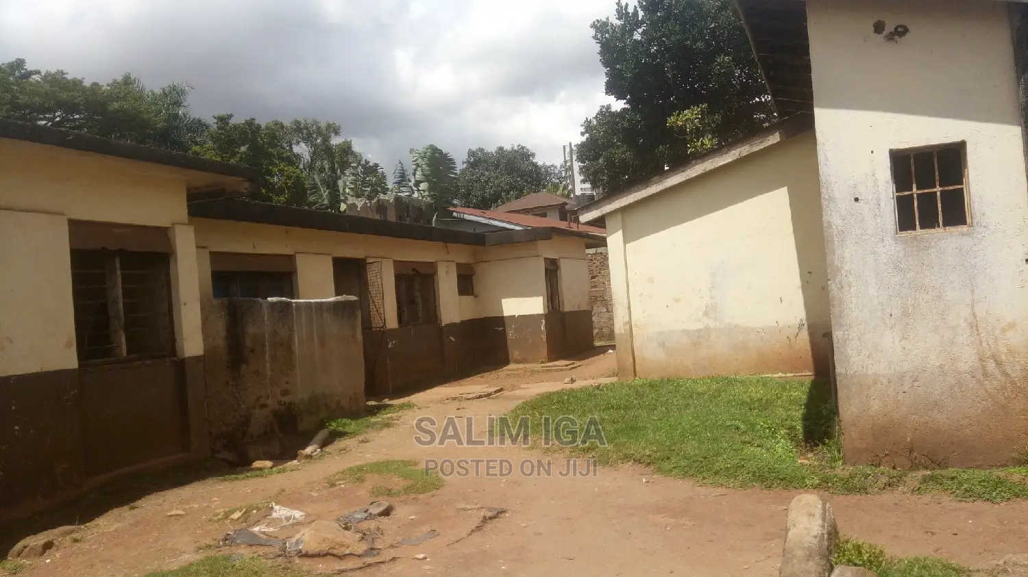 6bdrm Bungalow in Kololo Property, Central Division for Sale in Central Division