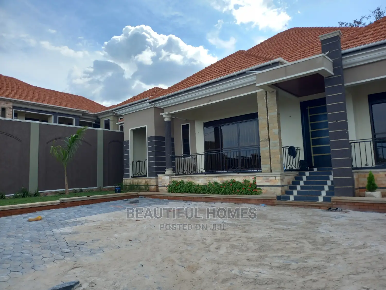 Furnished 4bdrm Bungalow in Kira for Sale in Kira