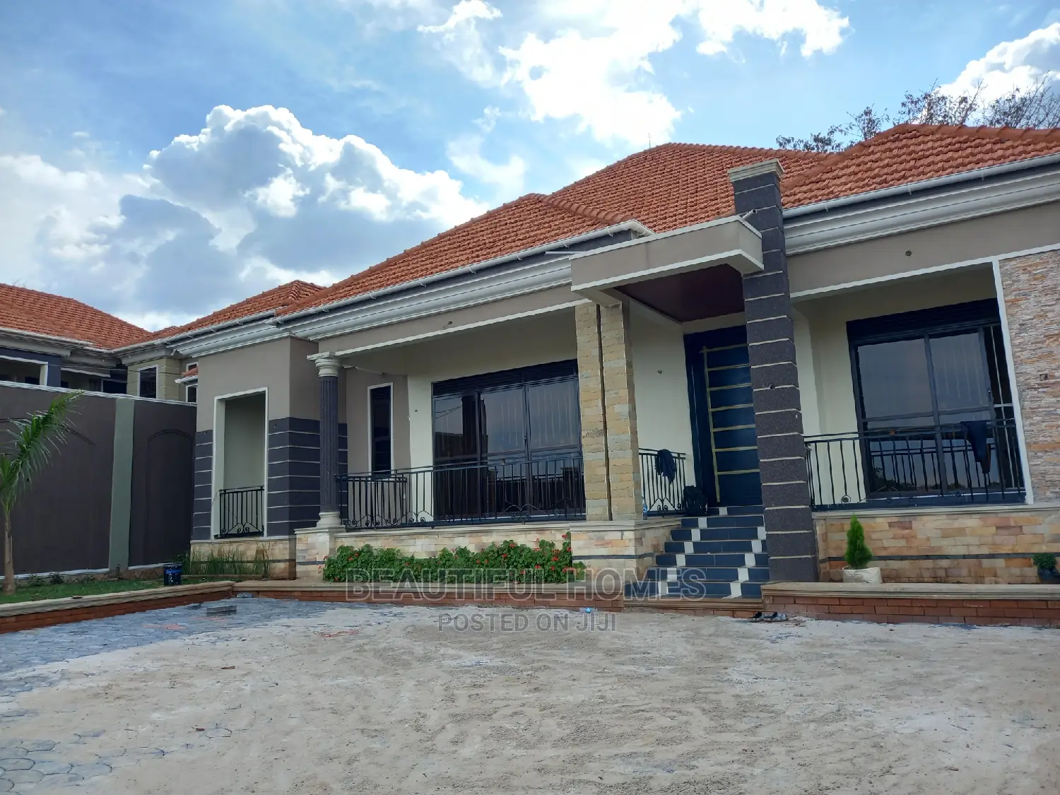 Furnished 4bdrm Bungalow in Kira for Sale in Kira