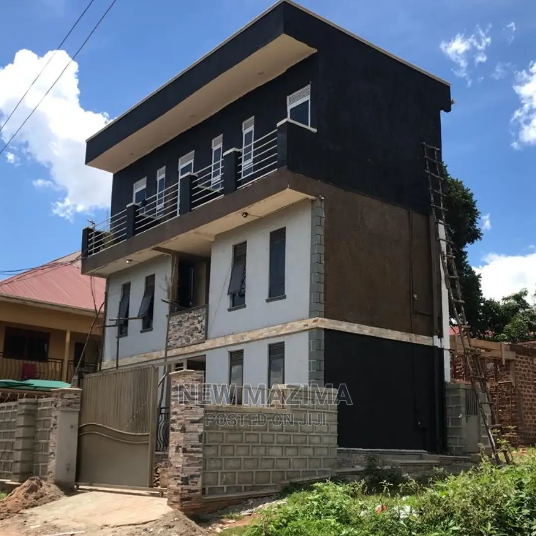6bdrm Block of Flats in Salaama Buziga, Division A for sale in Division A