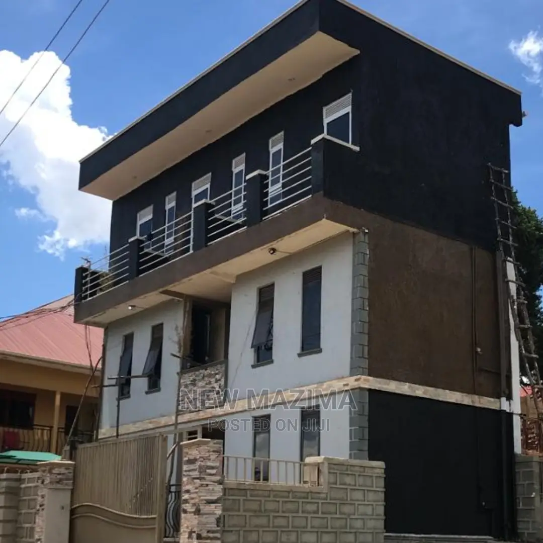 6bdrm Block of Flats in Salaama Buziga, Division A for sale in Division A