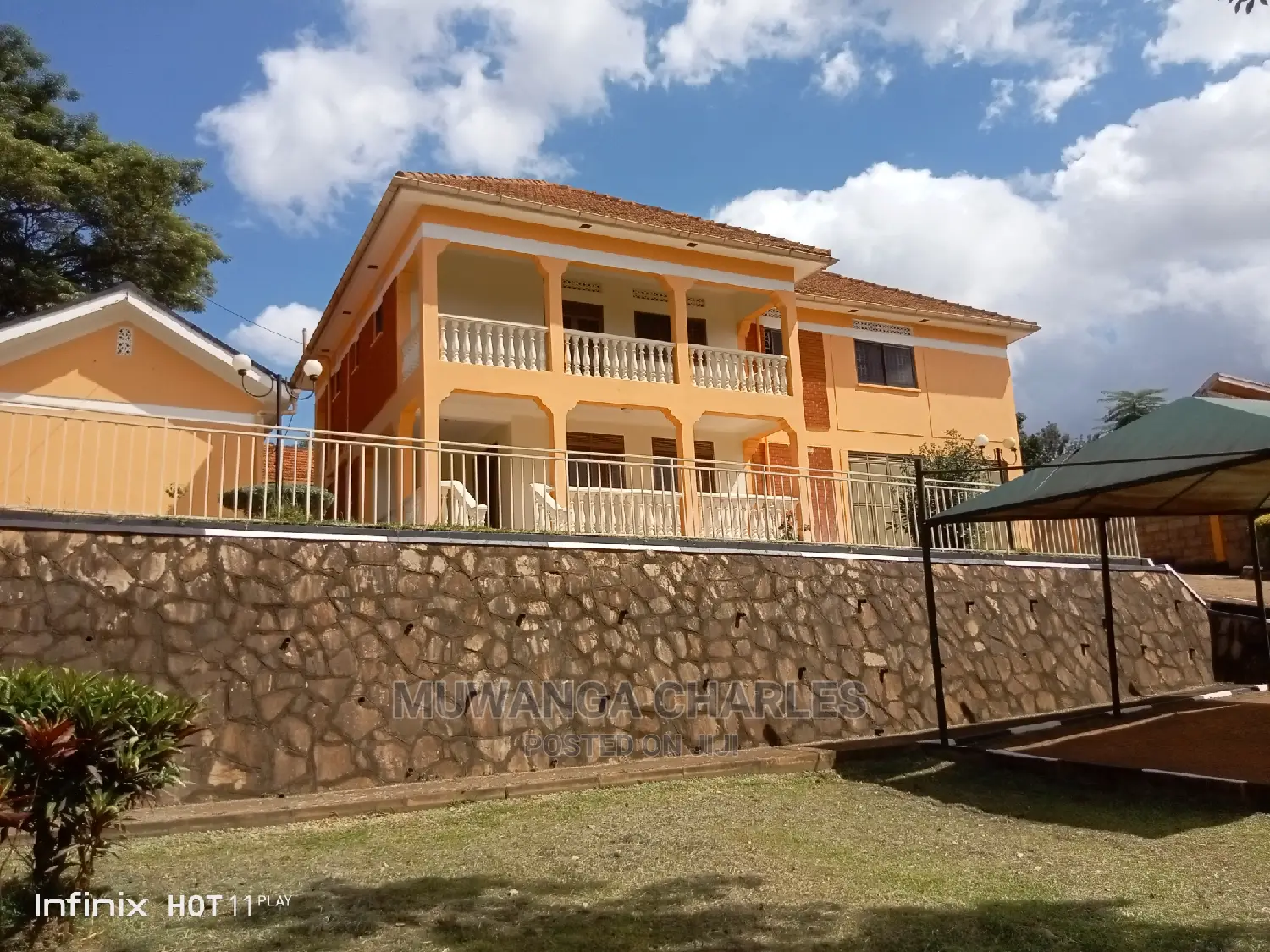 5bdrm Duplex in Fs Properties Ltd, Central Division for Rent in Central Division