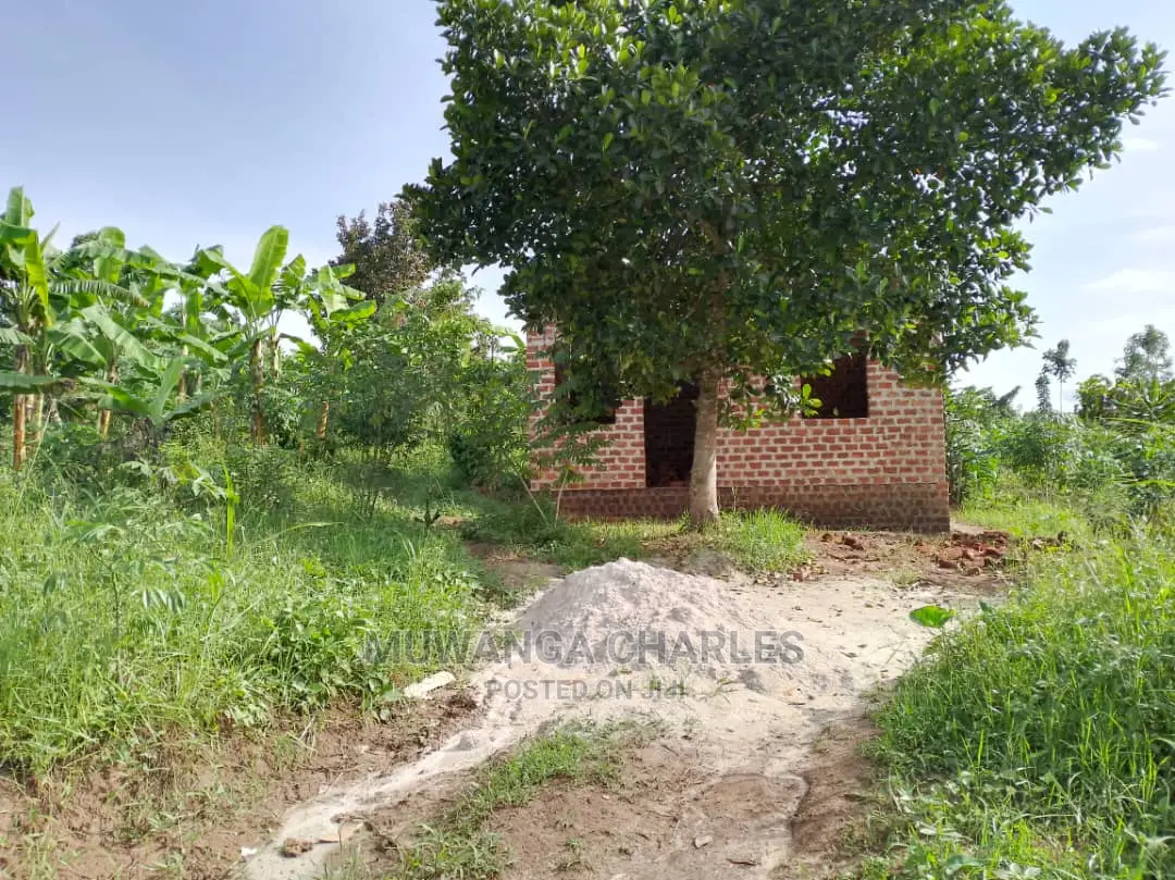 100by50ft Plot for Sale at Kira Kitikifumba in Central Division