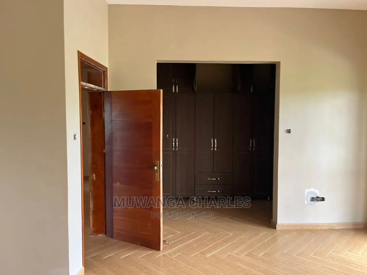 5bdrm Duplex in Fs Properties Ltd, Central Division for Sale in Central Division