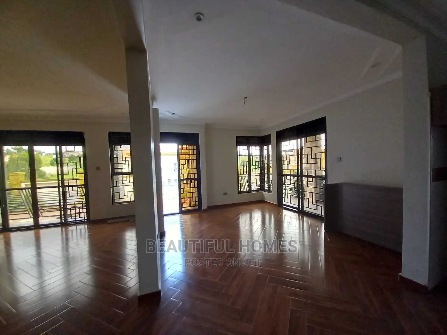 Furnished 5bdrm Duplex in Kyanja, Central Division for Sale in Central Division