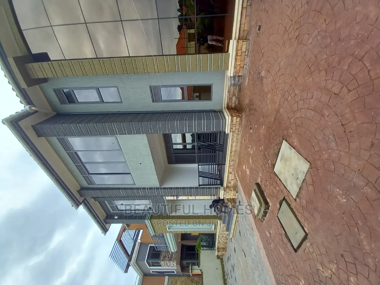 Furnished 5bdrm House in Kyanja, Central Division for Sale in Central Division