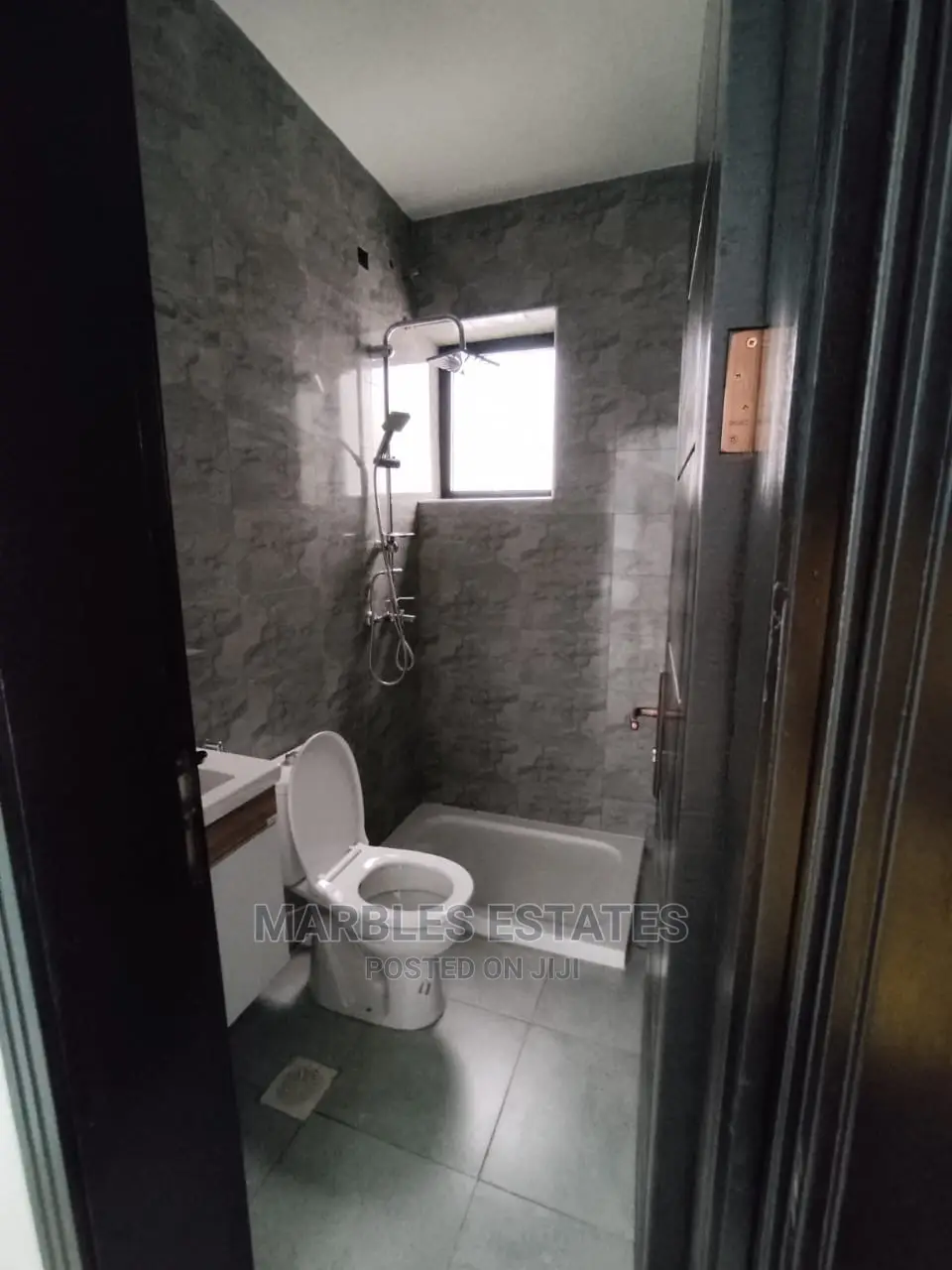 5bedrooms Townhouse for Sale in Mbuya in Central Division