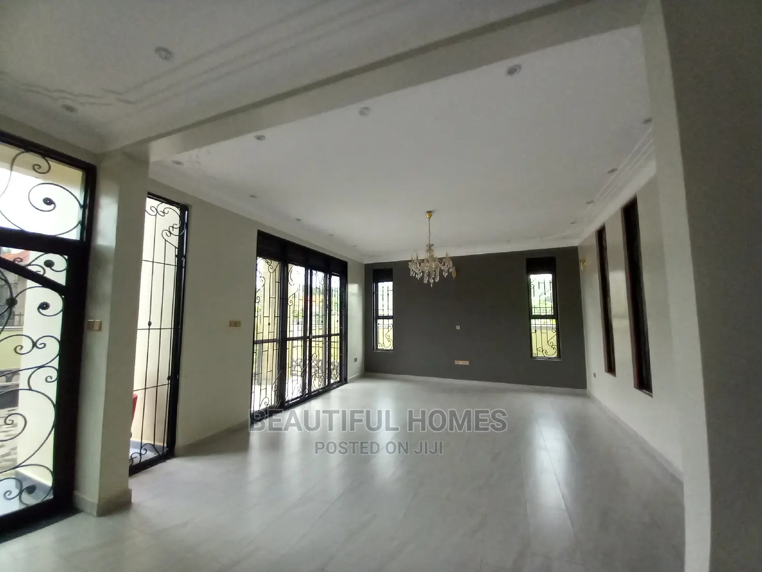 Furnished 5bdrm Duplex in Kyanja Upscale, Central Division for Sale in Central Division