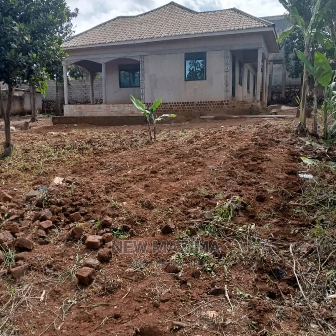 3bdrm Bungalow in Budo Heights, Central Division for Sale in Central Division