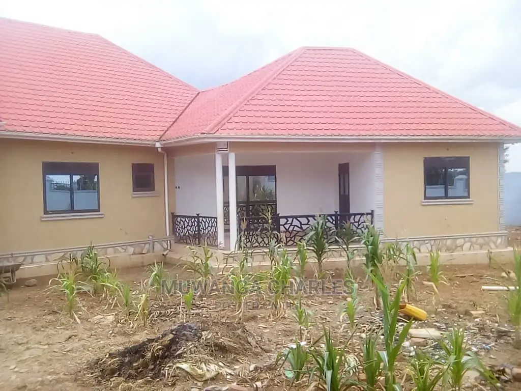 4bdrm Bungalow in Fs Properties Ltd, Kira for Sale in Kira