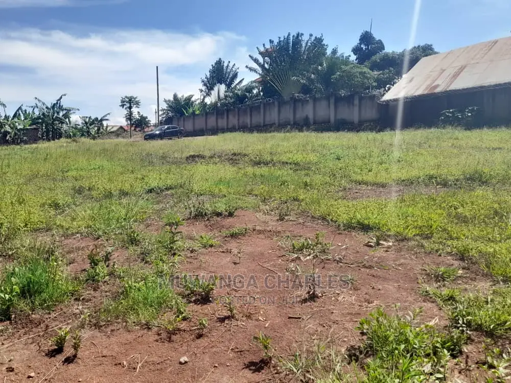 Plot's Available for Sale at Gayaza Nakwero in Division A