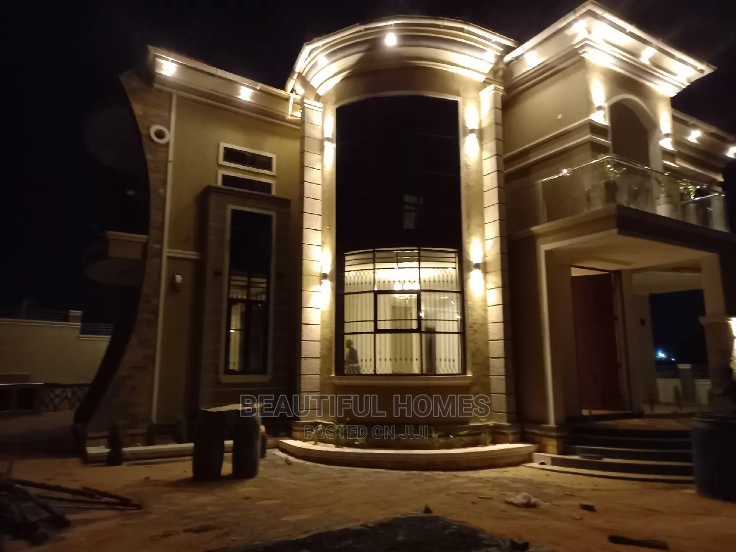 Furnished 6bdrm Duplex in Kira for Sale in Kira
