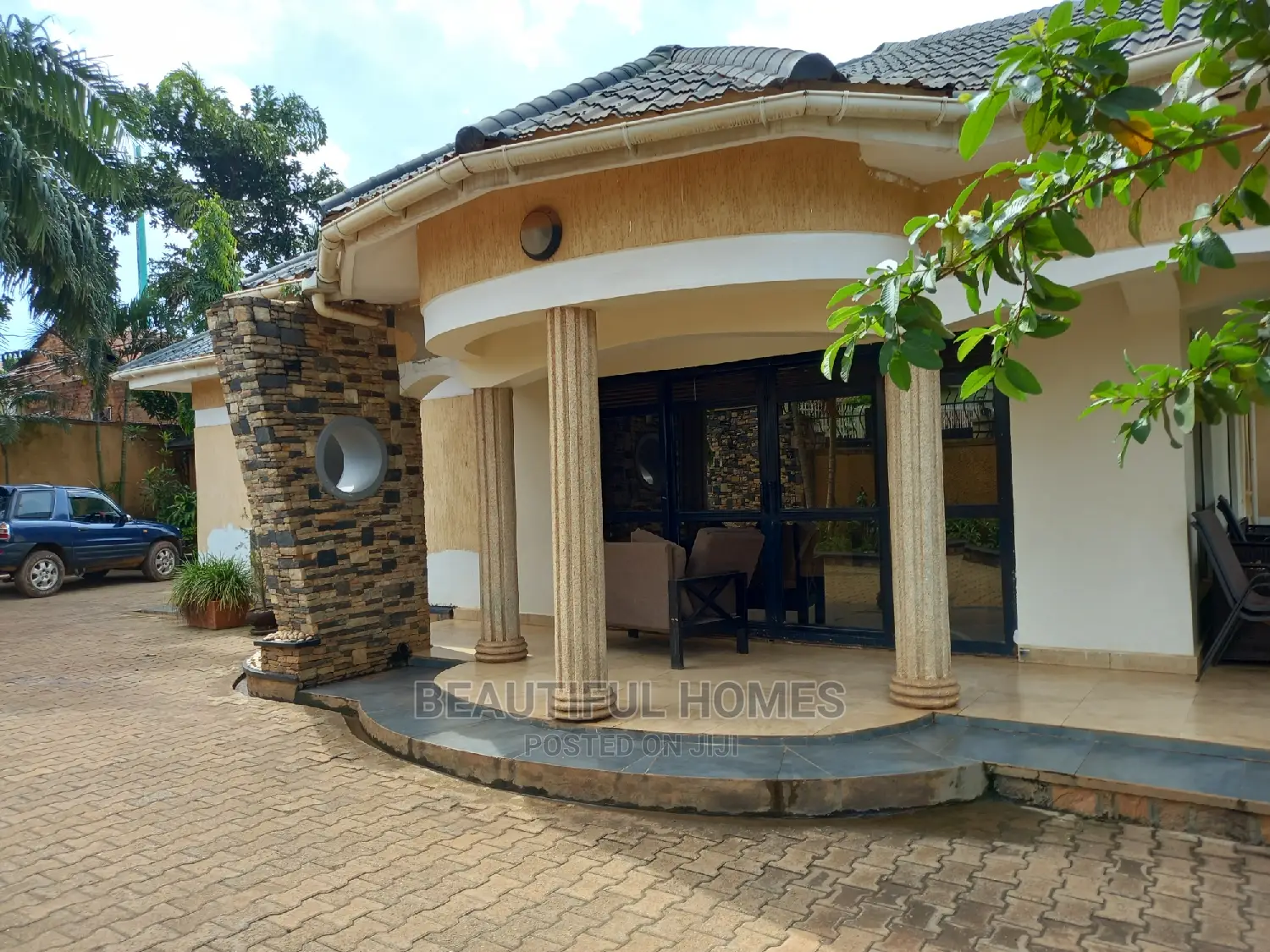 Furnished 4bdrm House in Kyaliwajjara, Central Division for Sale in Central Division
