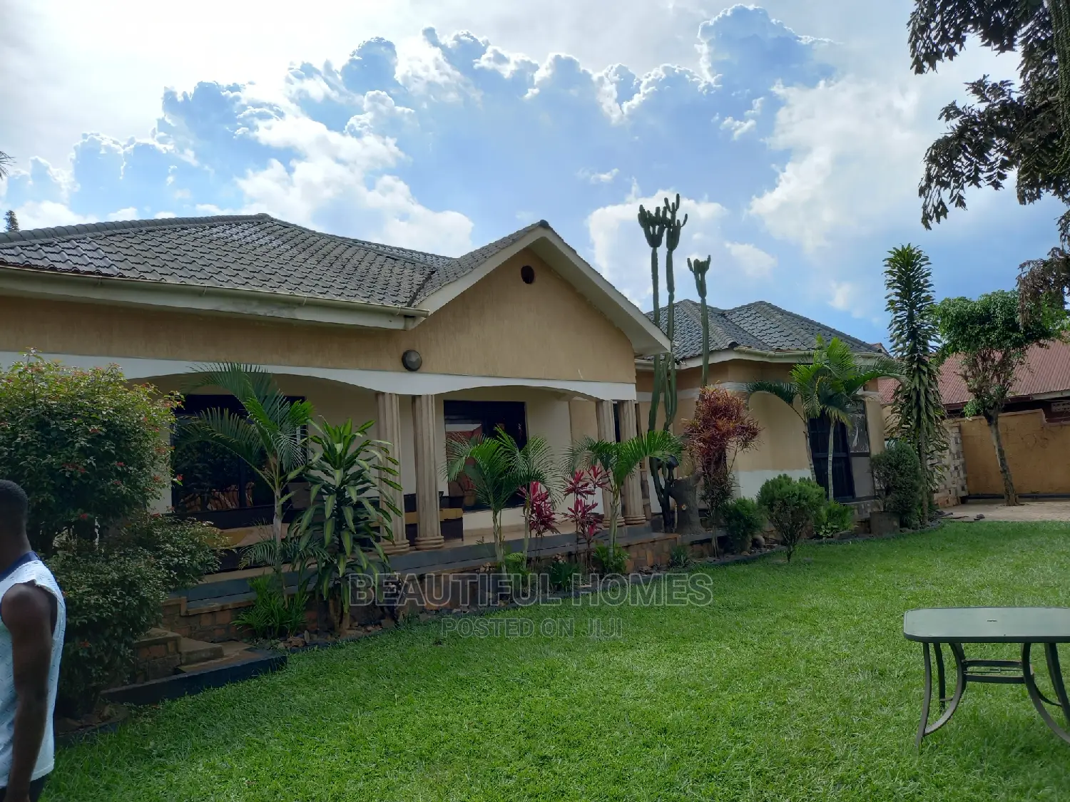 Furnished 4bdrm House in Kyaliwajjara, Central Division for Sale in Central Division