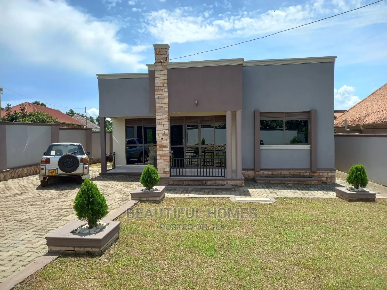 Furnished 4bdrm Maisonette in Kira for Sale in Kira