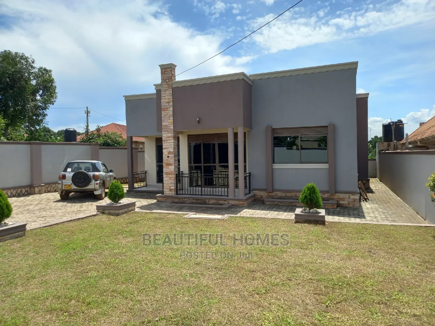 Furnished 4bdrm Maisonette in Kira for Sale in Kira
