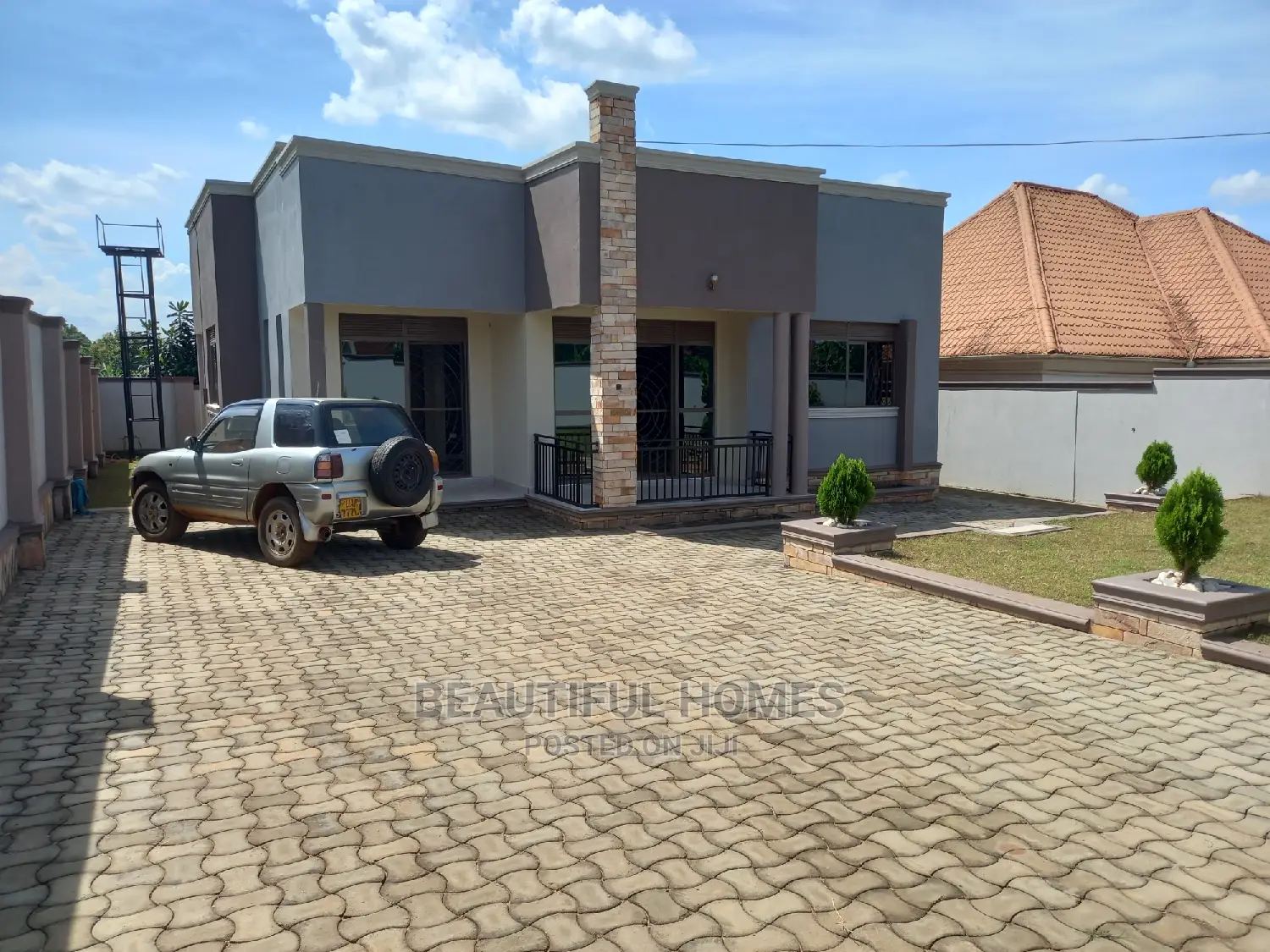Furnished 4bdrm House in Kira for Sale in Kira