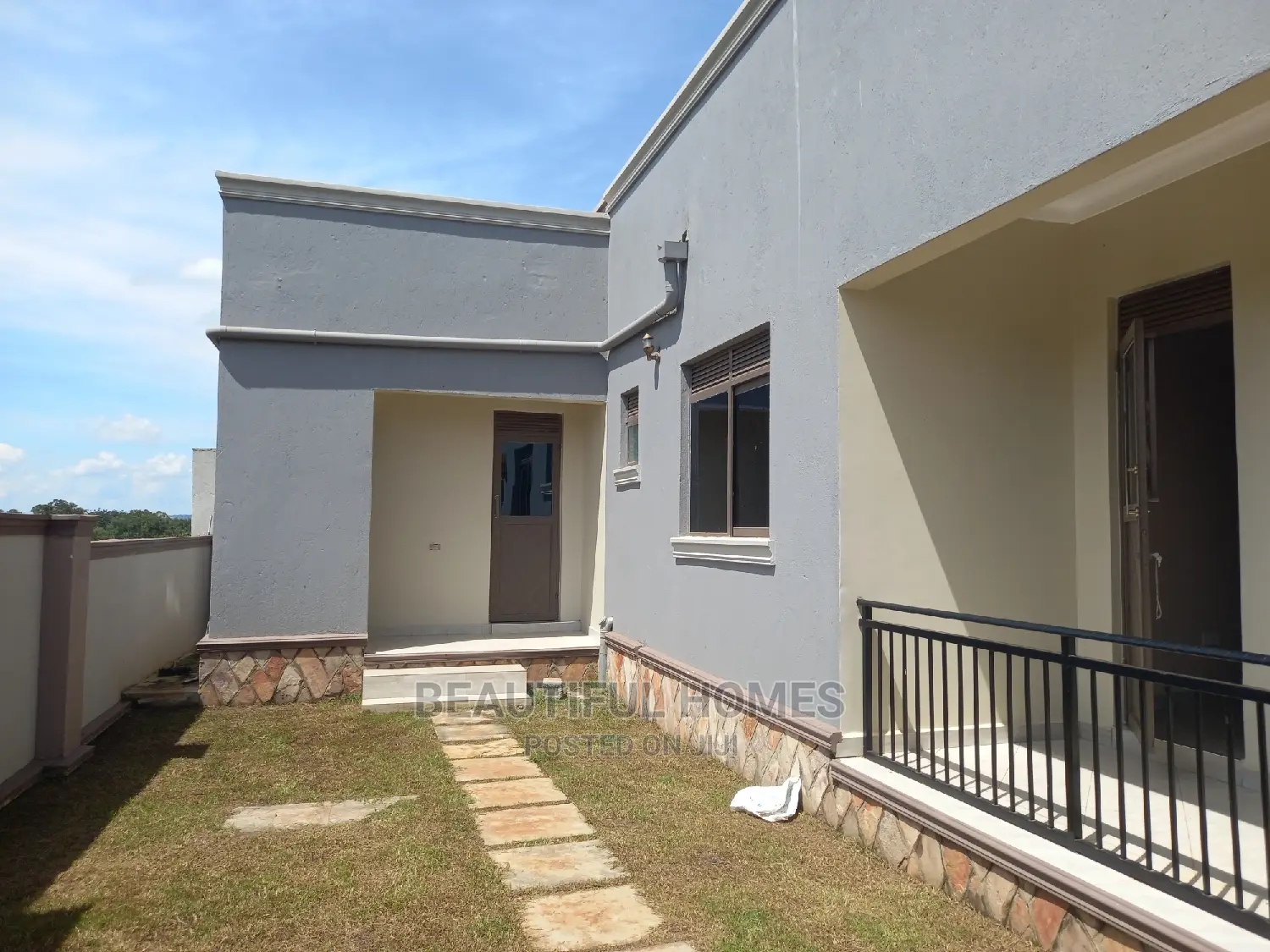 Furnished 4bdrm House in Kira for Sale in Kira