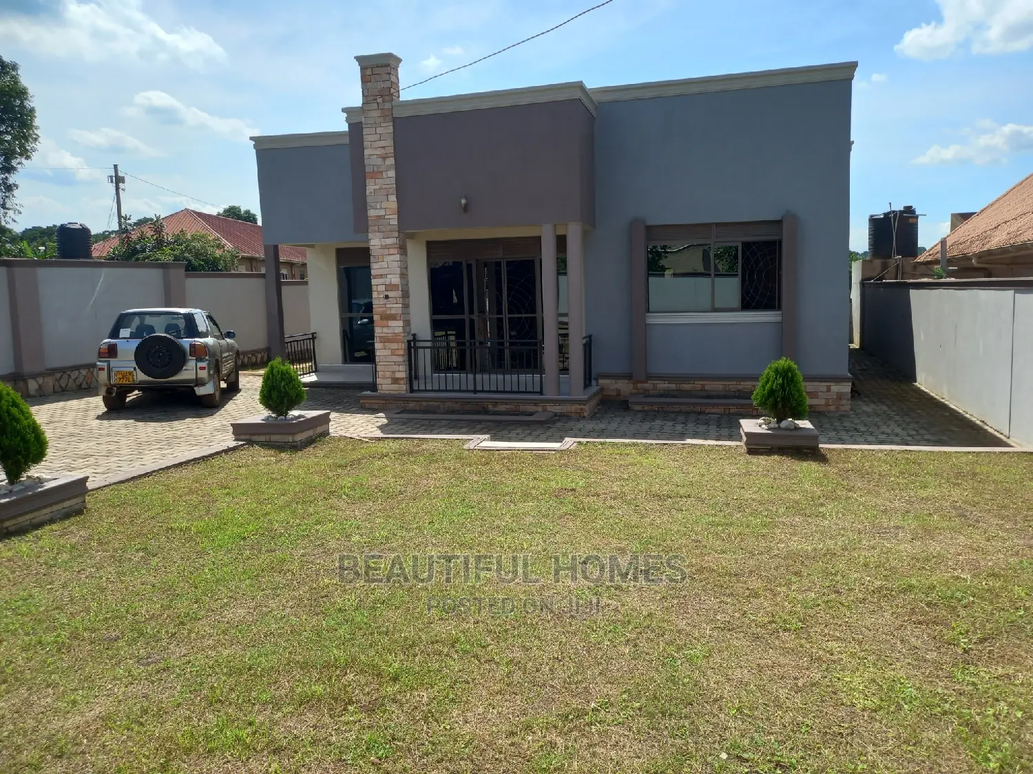Furnished 4bdrm Bungalow in Kira for Sale in Kira