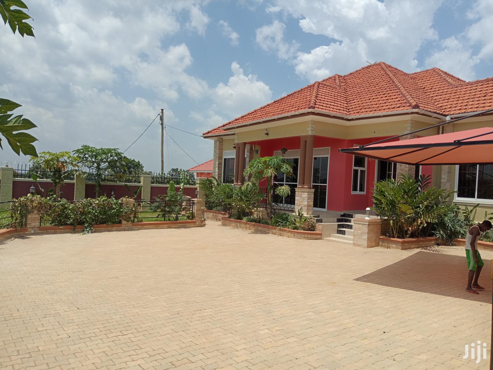 Kiira's Most Well Finished House on Sell in Kampala