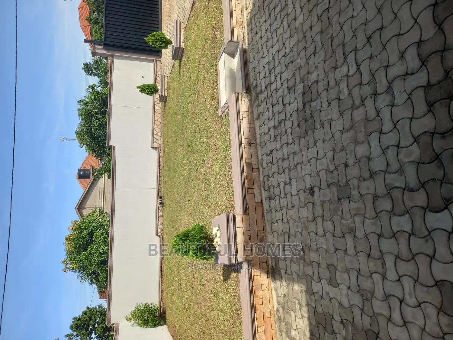 Furnished 4bdrm House in Kira for Sale in Kira