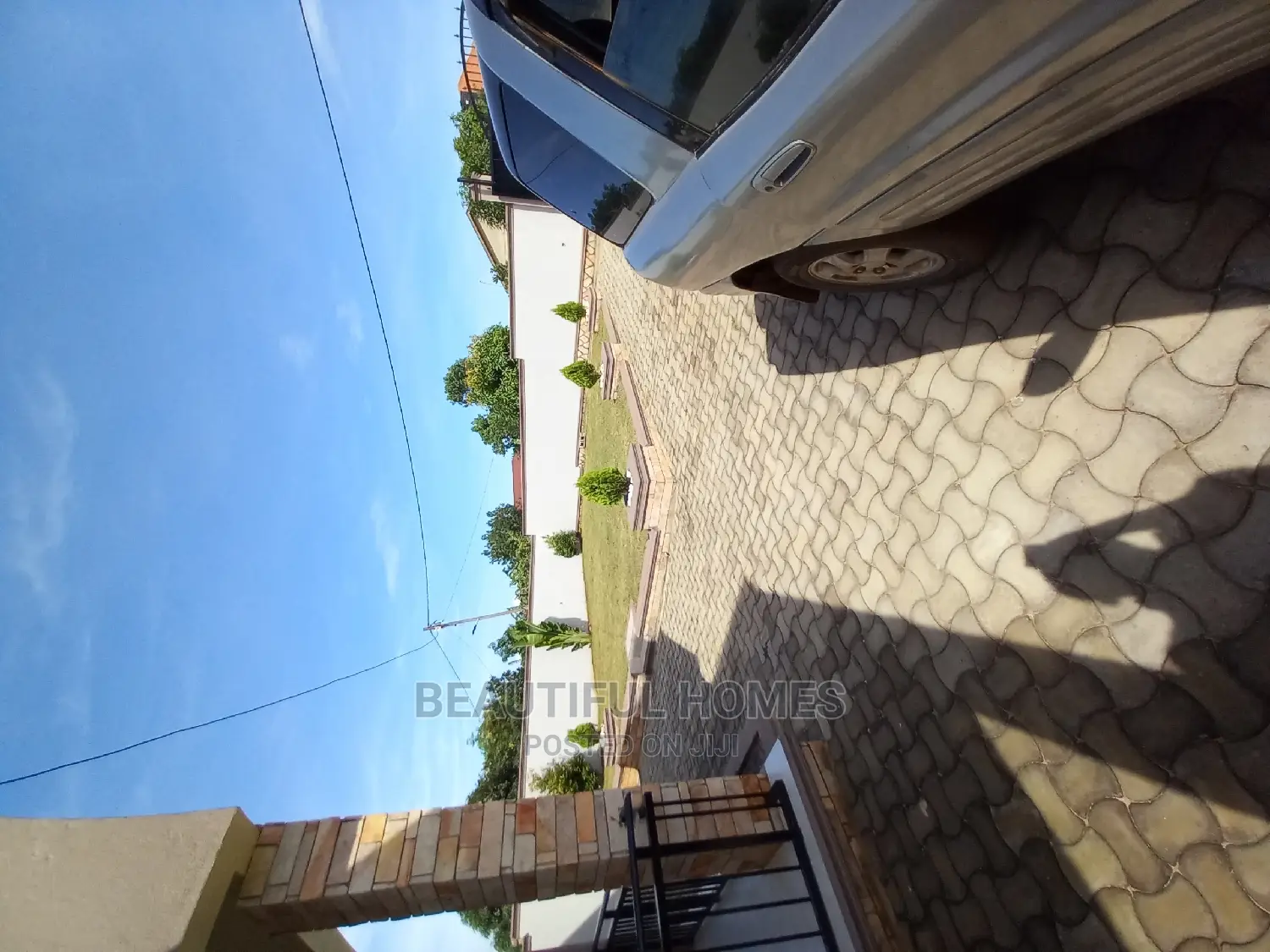 Furnished 4bdrm Bungalow in Kira for Sale in Kira