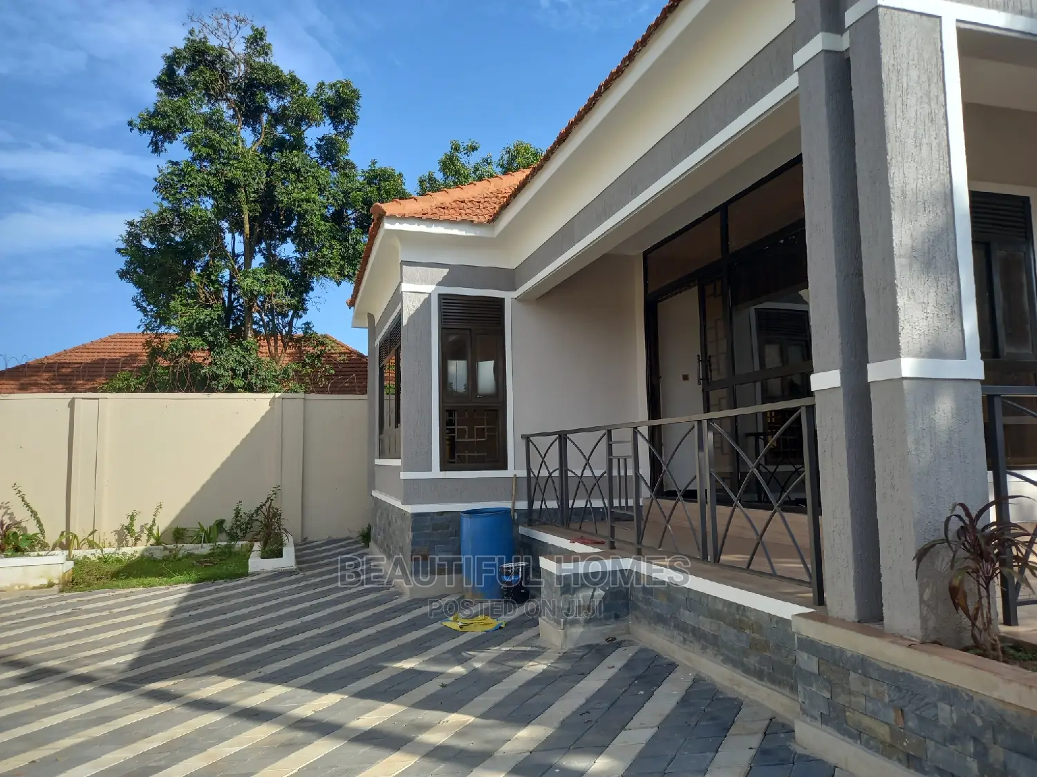 Furnished 4bdrm Bungalow in Kisaasi, Nakawa for Sale in Nakawa