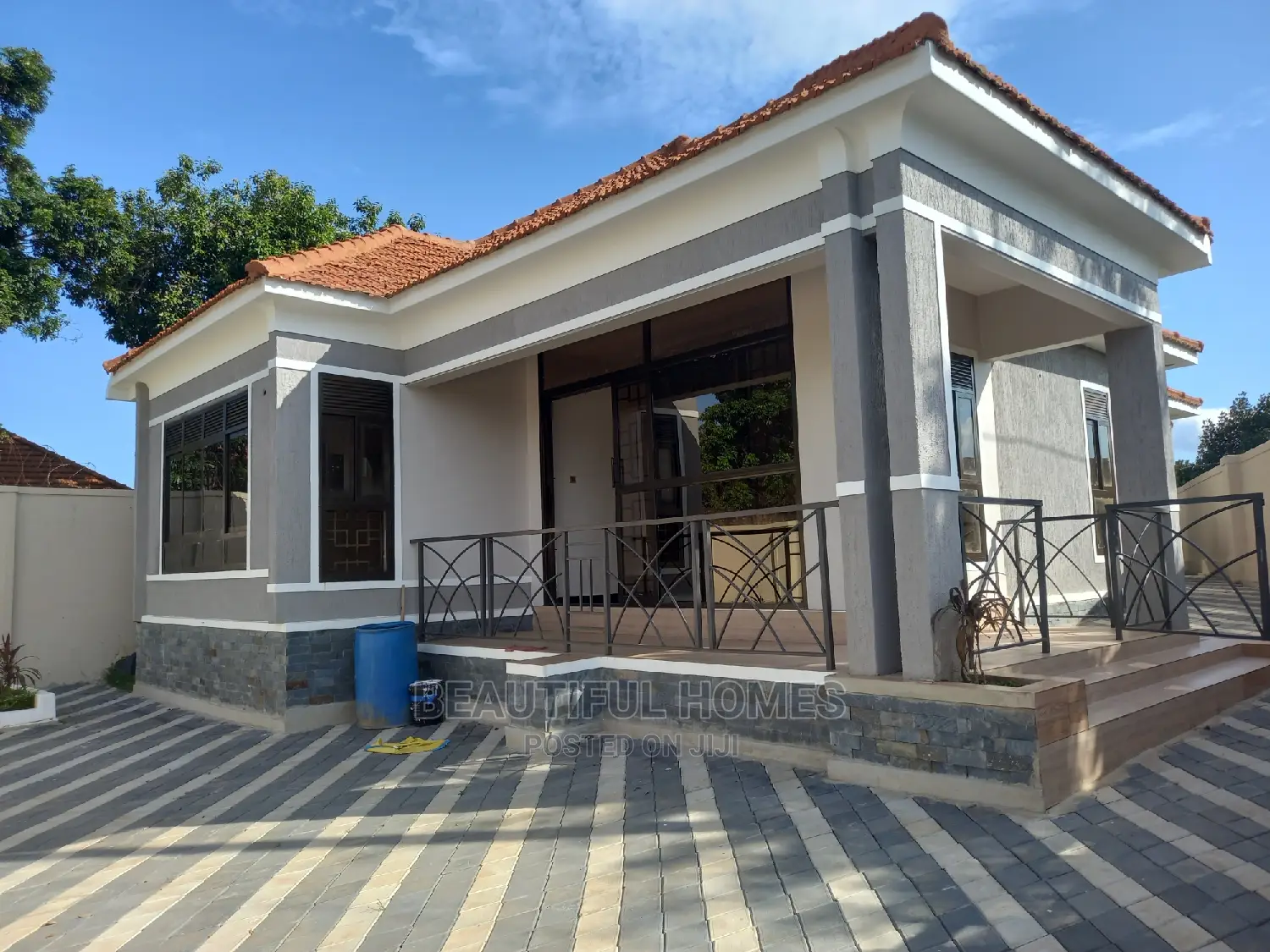 Furnished 4bdrm Bungalow in Kisaasi, Nakawa for Sale in Nakawa