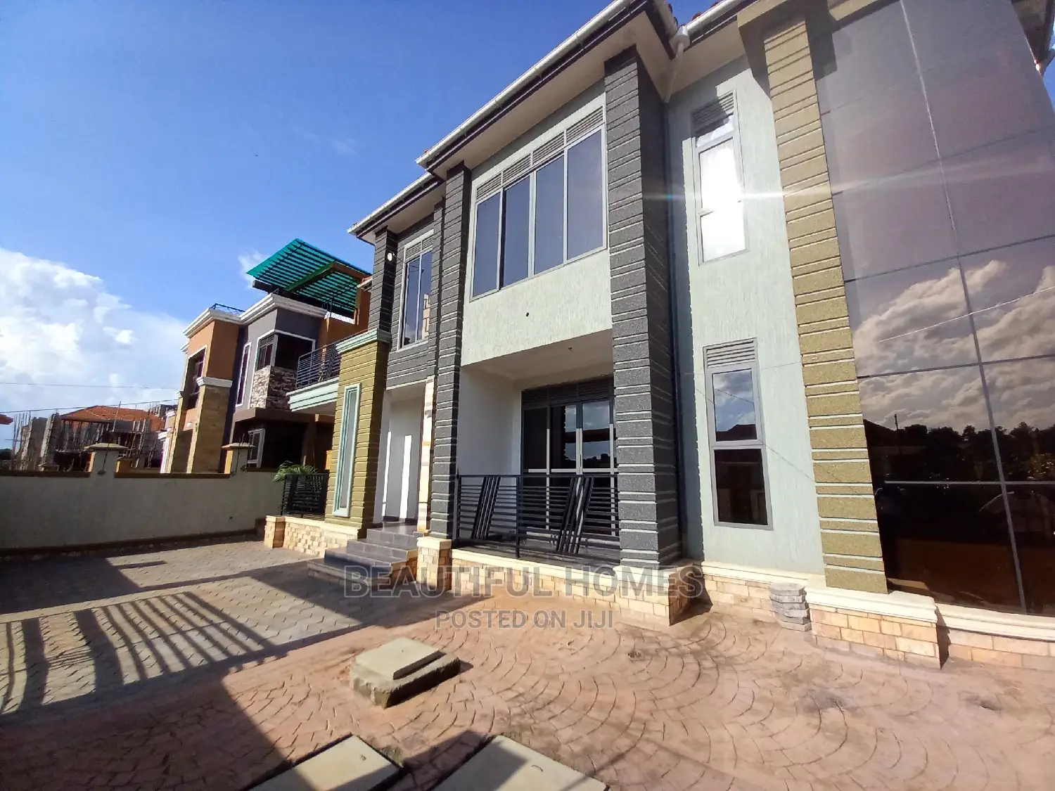 Furnished 5bdrm Mansion in Kyanja Tarmack, Nakawa for sale in Nakawa