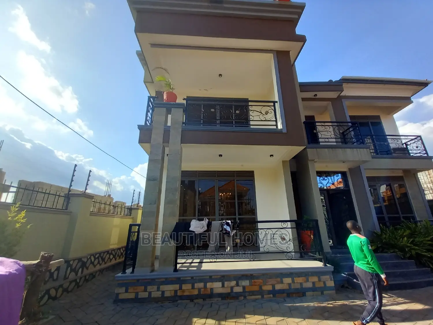 Furnished 5bdrm House in Kyanja, Nakawa for Sale in Nakawa