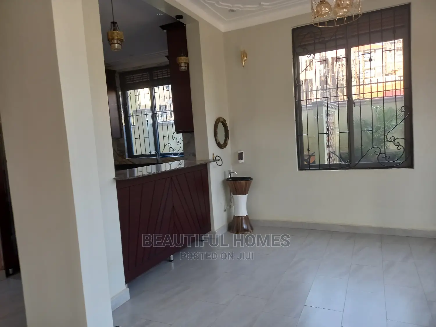Furnished 5bdrm Mansion in Kyanja All Tarmack, Nakawa for Sale in Nakawa
