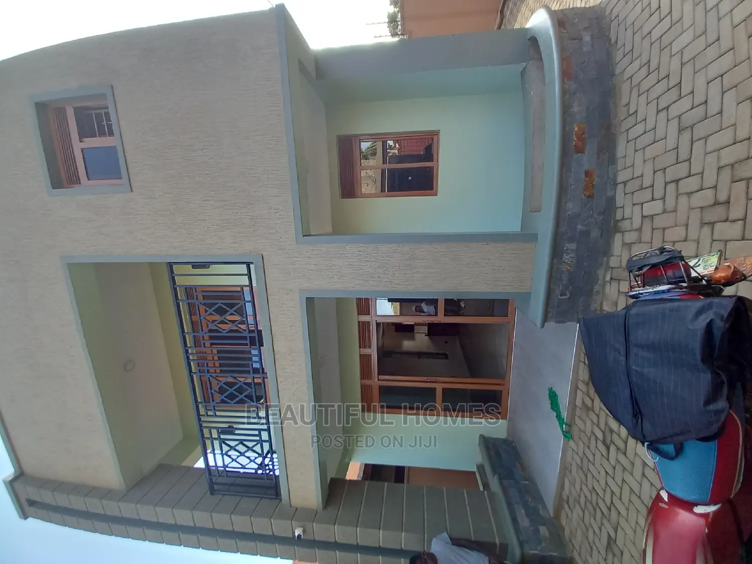 Furnished 4bdrm Maisonette in Kyanja, Nakawa for Sale in Nakawa