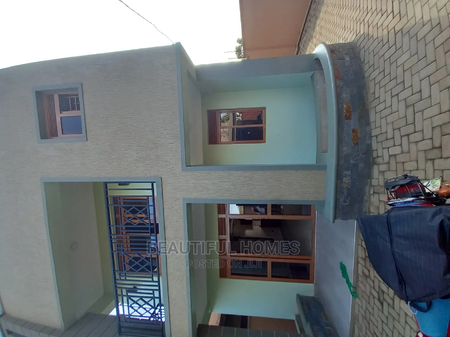 Furnished 4bdrm Maisonette in Kyanja, Nakawa for Sale in Nakawa