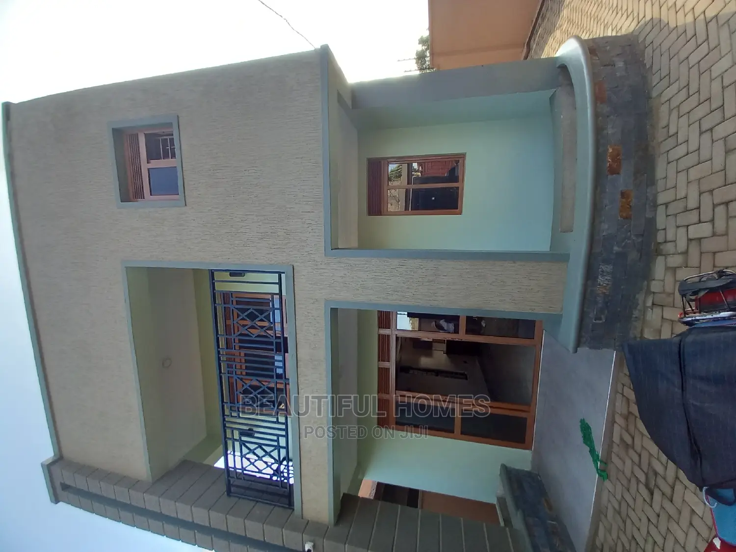 Furnished 4bdrm Maisonette in Kyanja, Nakawa for Sale in Nakawa