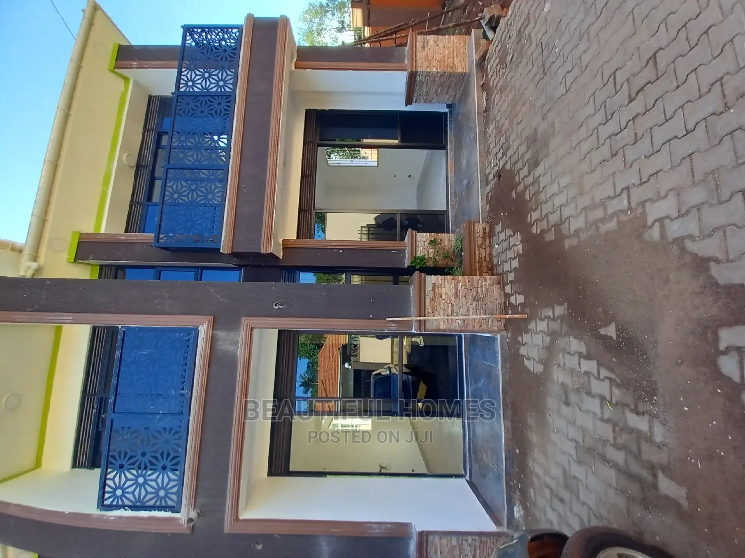 Furnished 4bdrm Duplex in Kisaasi, Nakawa for Sale in Nakawa