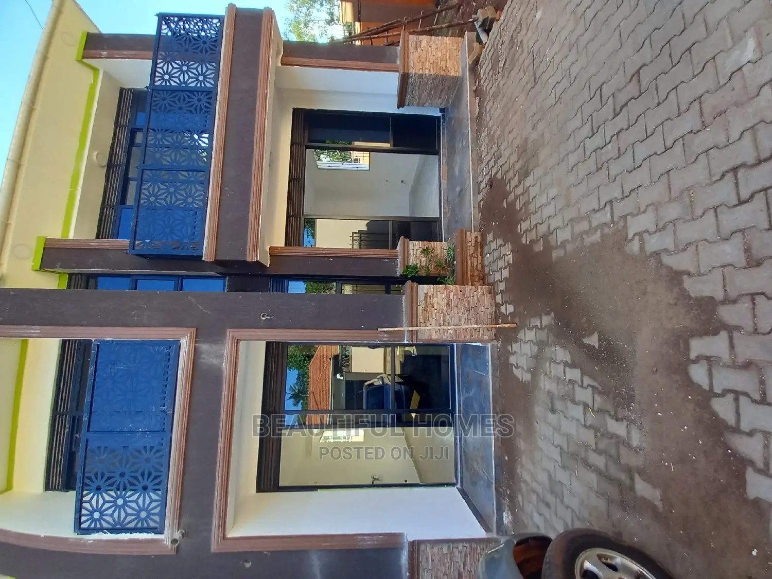 Furnished 4bdrm House in Kisaasi Gated Estate, Nakawa for Sale in Nakawa