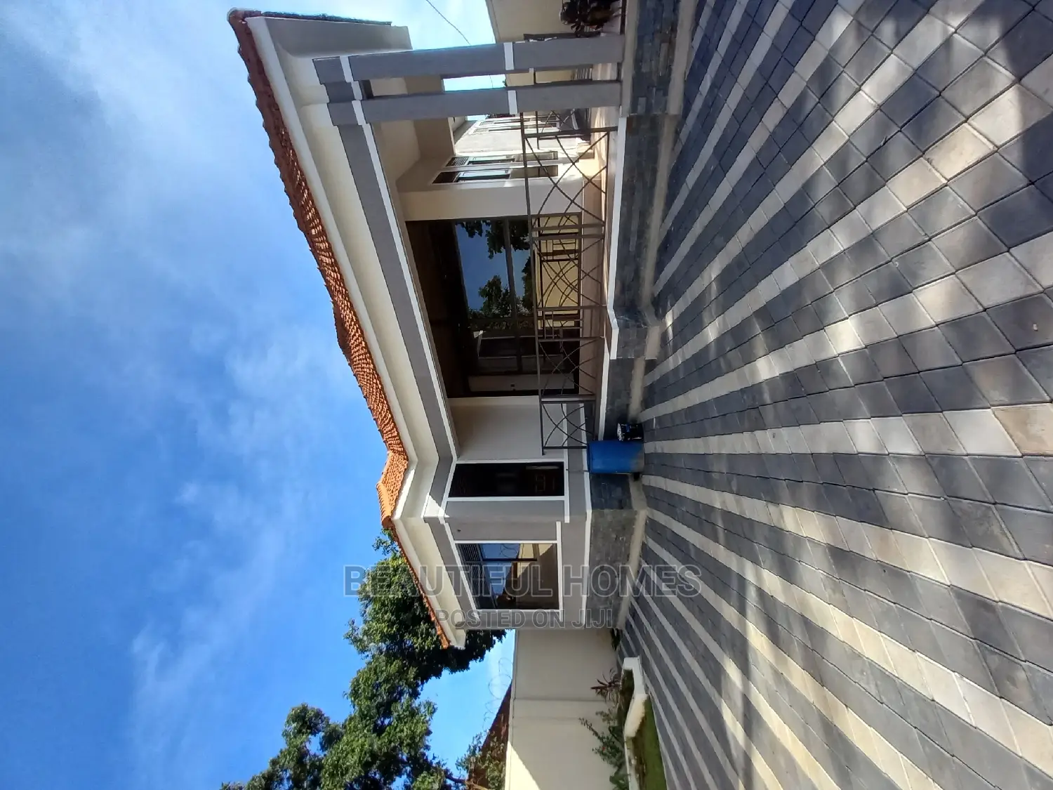 Furnished 4bdrm House in Kisaasi, Central Division for Sale in Central Division