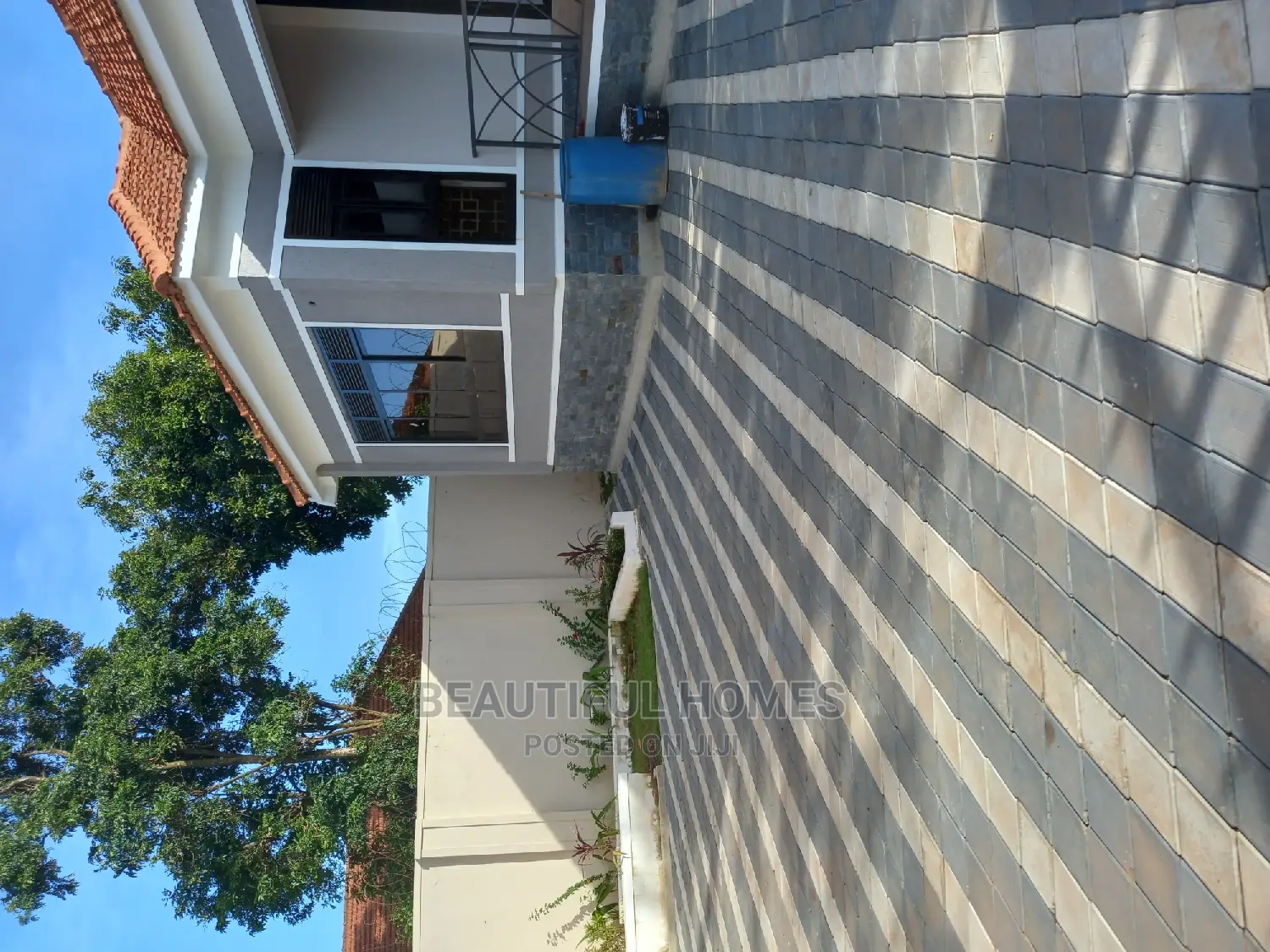Furnished 4bdrm Bungalow in Kisaasi, Nakawa for Sale in Nakawa