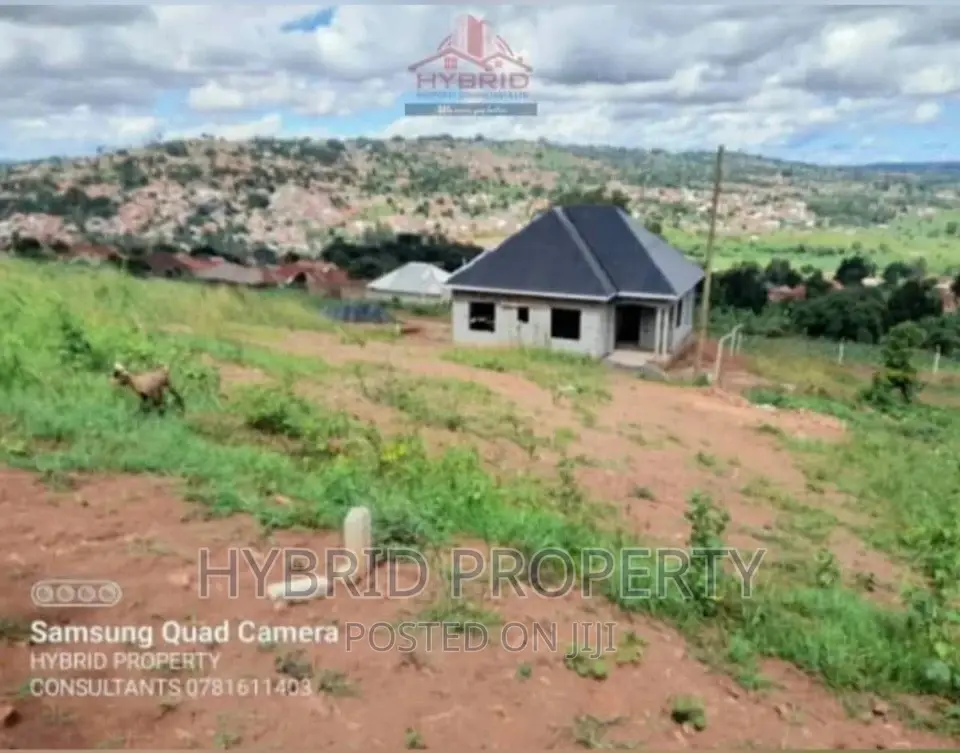 Prime Plots For Sale At Kitemu~Kyambazi Estate~Masaka Road. in Nsangi