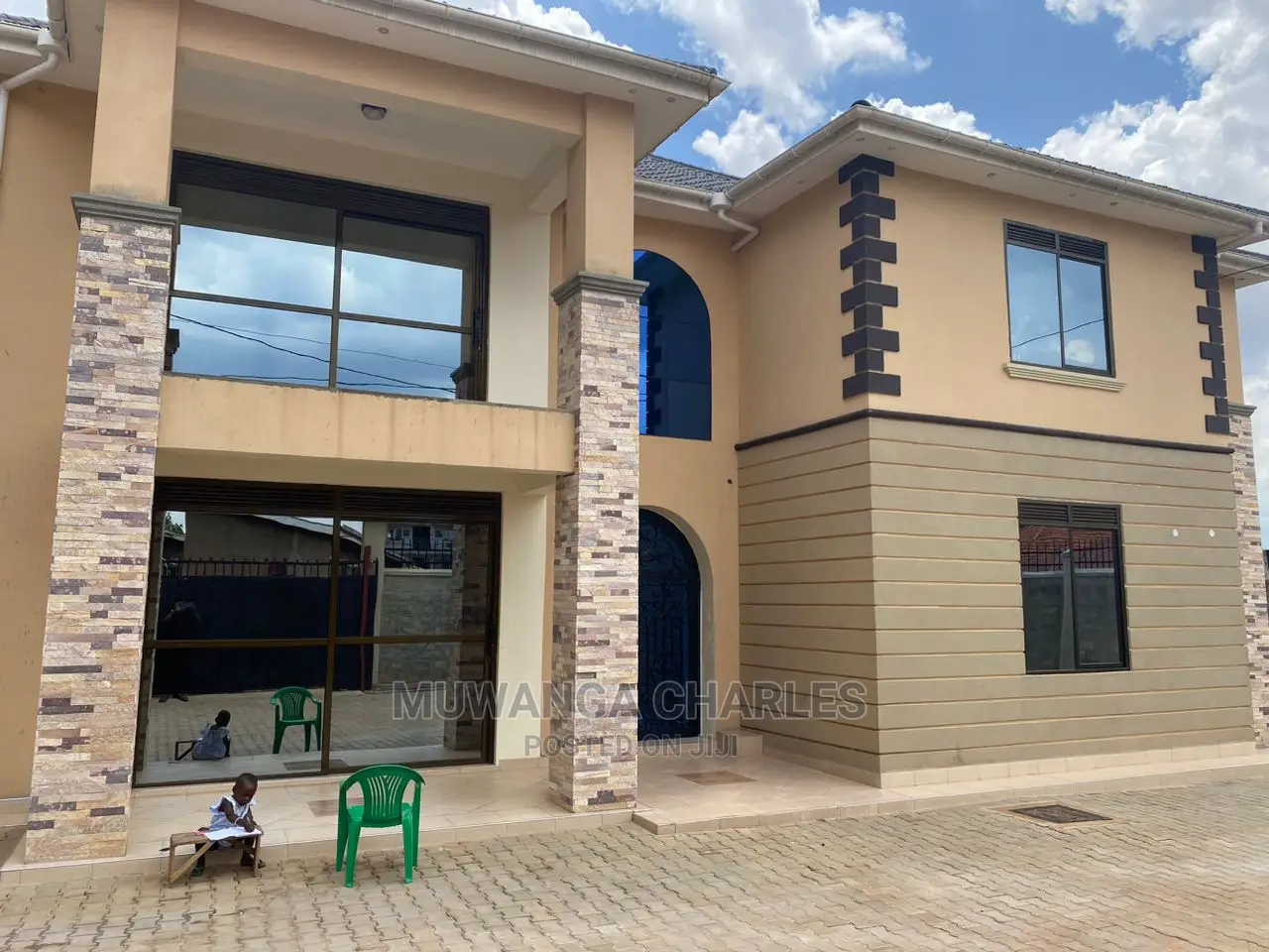 5bdrm Duplex in Fs Properties Ltd, Central Division for Sale in Central Division