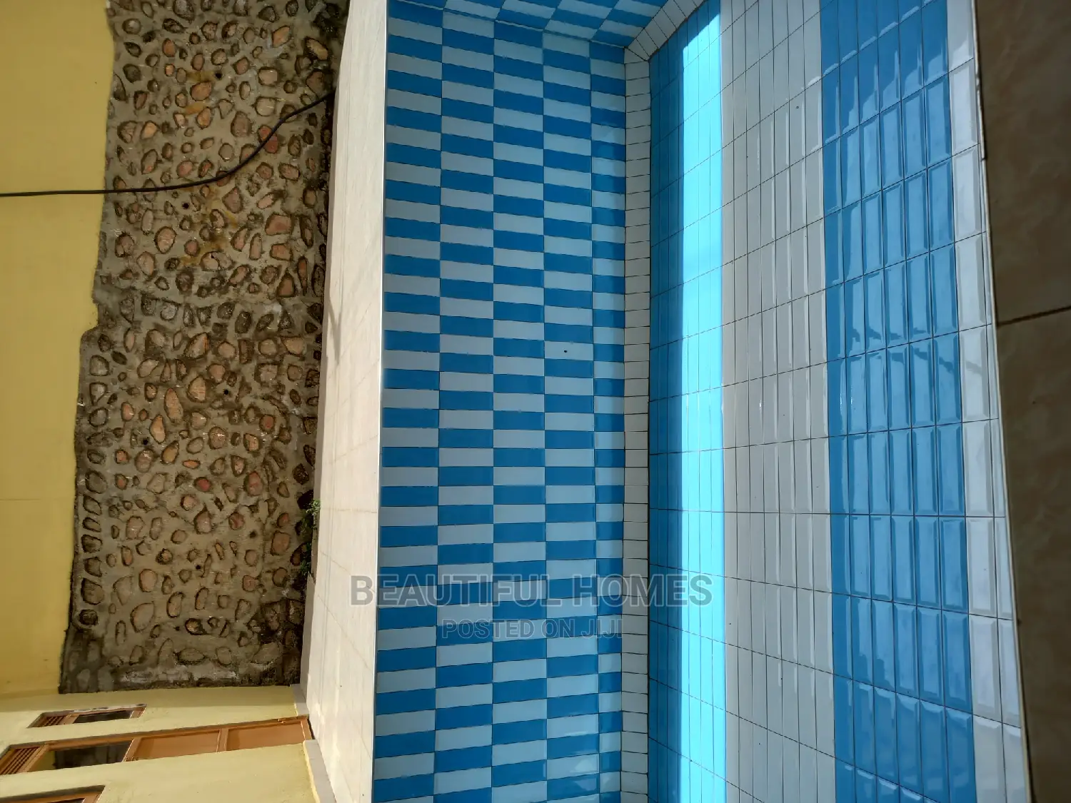 Furnished 3bdrm Condo in Kisaasi, Nakawa for Sale in Nakawa