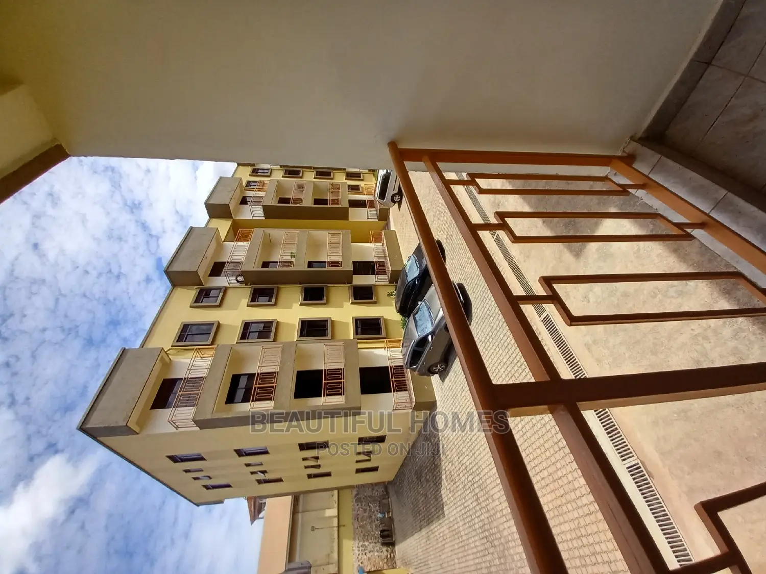 Furnished 3bdrm Condo in Kisaasi, Nakawa for Sale in Nakawa