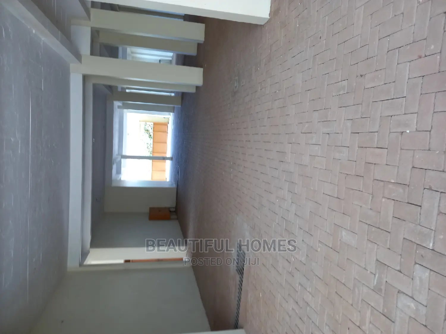 Furnished 3bdrm Condo in Kisaasi, Nakawa for Sale in Nakawa