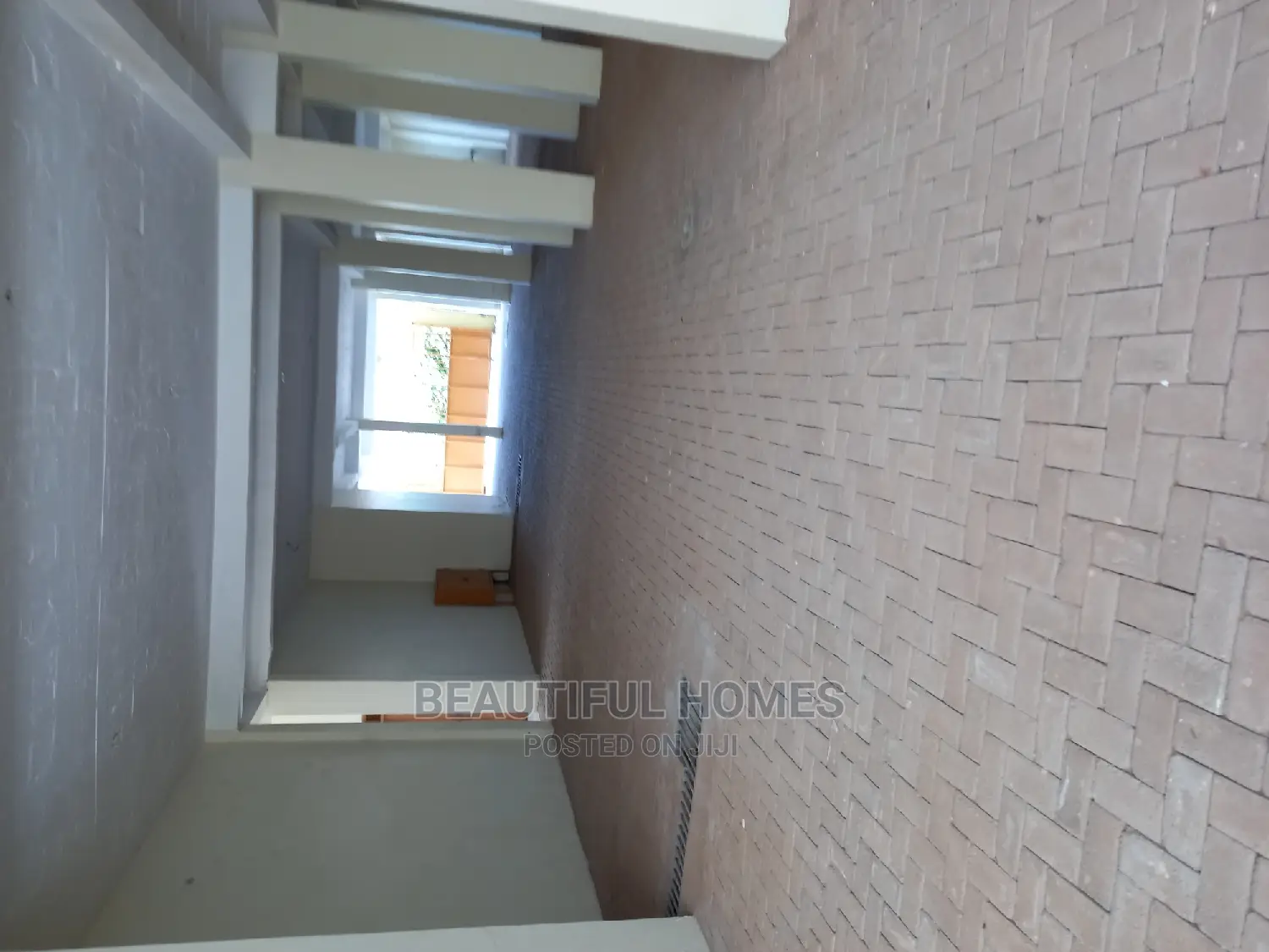 Furnished 3bdrm Condo in Kisaasi, Nakawa for Sale in Nakawa
