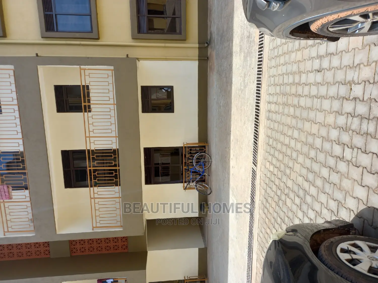Furnished 3bdrm Apartment in Kisaasi, Nakawa for Sale in Nakawa