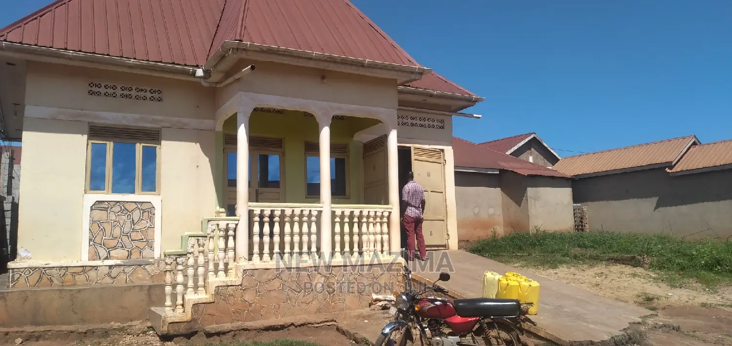 2bdrm House in Gangu Busabaala Rd, Central Division for sale in Central Division