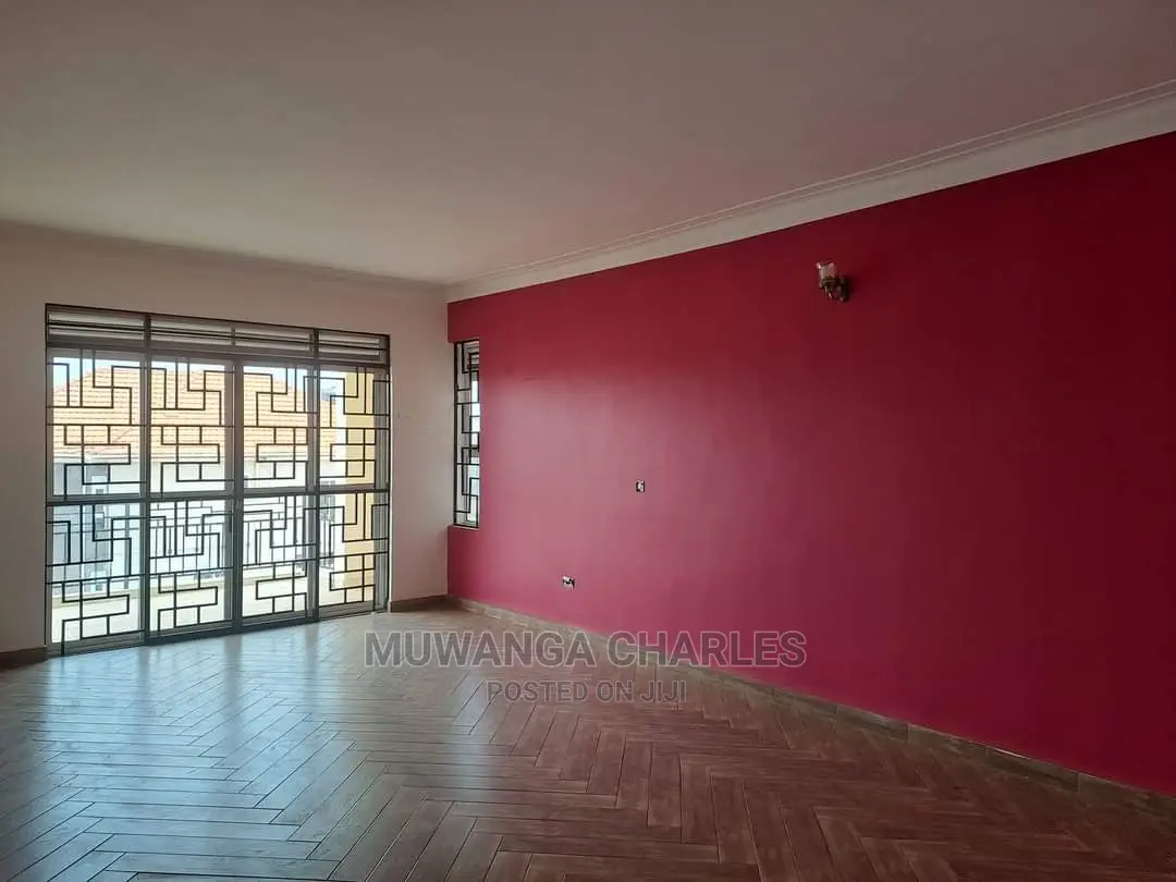 5bdrm Duplex in Fs Properties Ltd, Central Division for Sale in Central Division