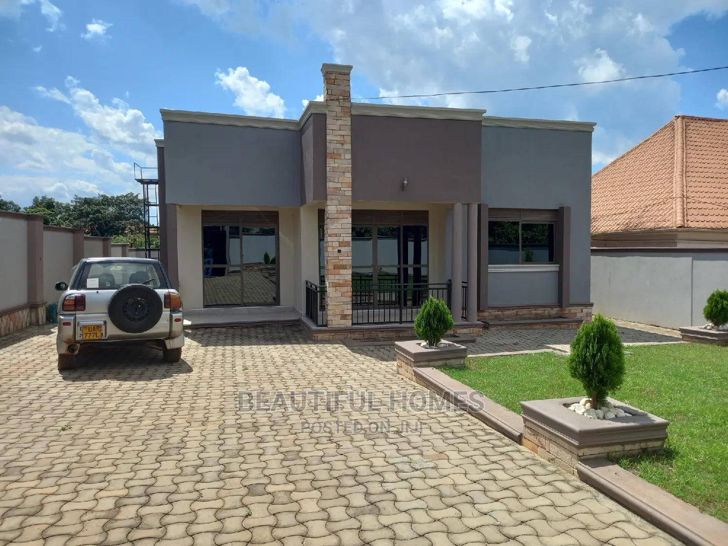 Furnished 4bdrm House in Kira for Sale in Kira